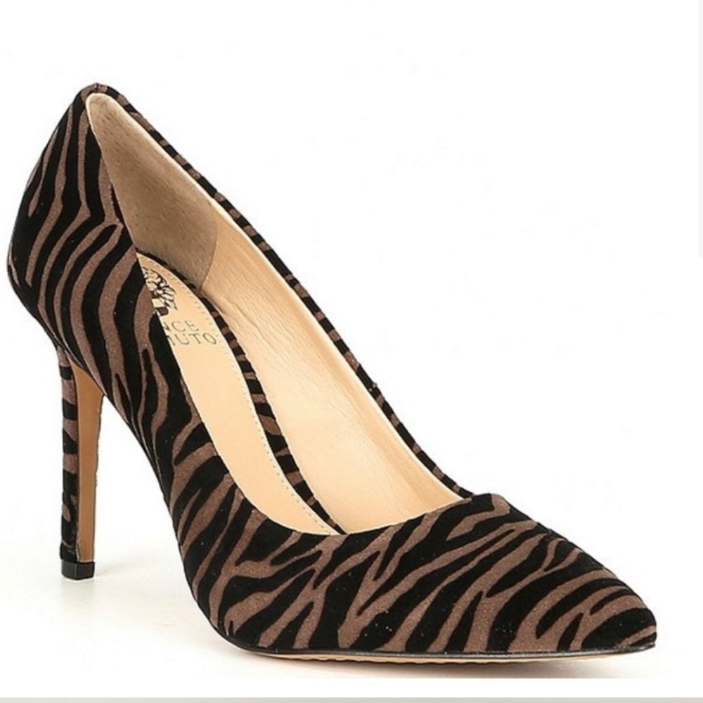 VINCE CAMUTO SAVILLA
MOCHA TEXTURED‎ ZEBRA
HEELS SIZE 7.5